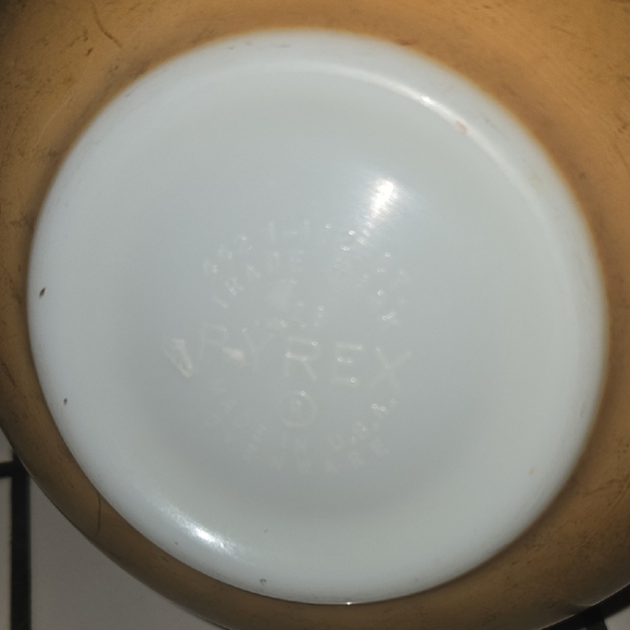 Vintage Pyrex Bundle - Picture 9 of 10